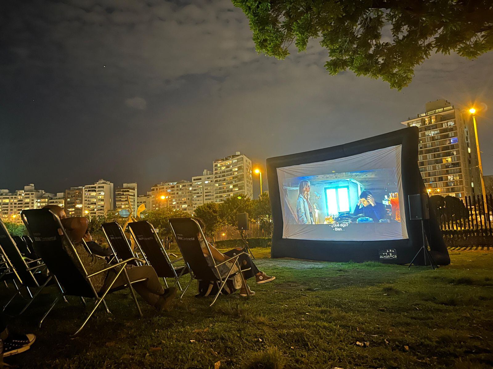 Peli Solar es la innovadora propuesta para hacer un cine que funcione con pura energía renovable. (Foto: Peli Solar)