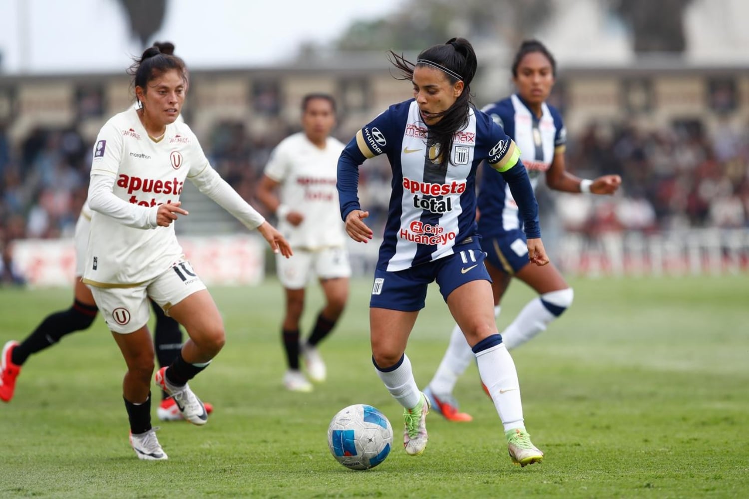 Alianza Lima y Universitario de Deportes disputarán la final nacional de la Liga Femenina 2025. (Foto: Fernando Sangama / GEC)