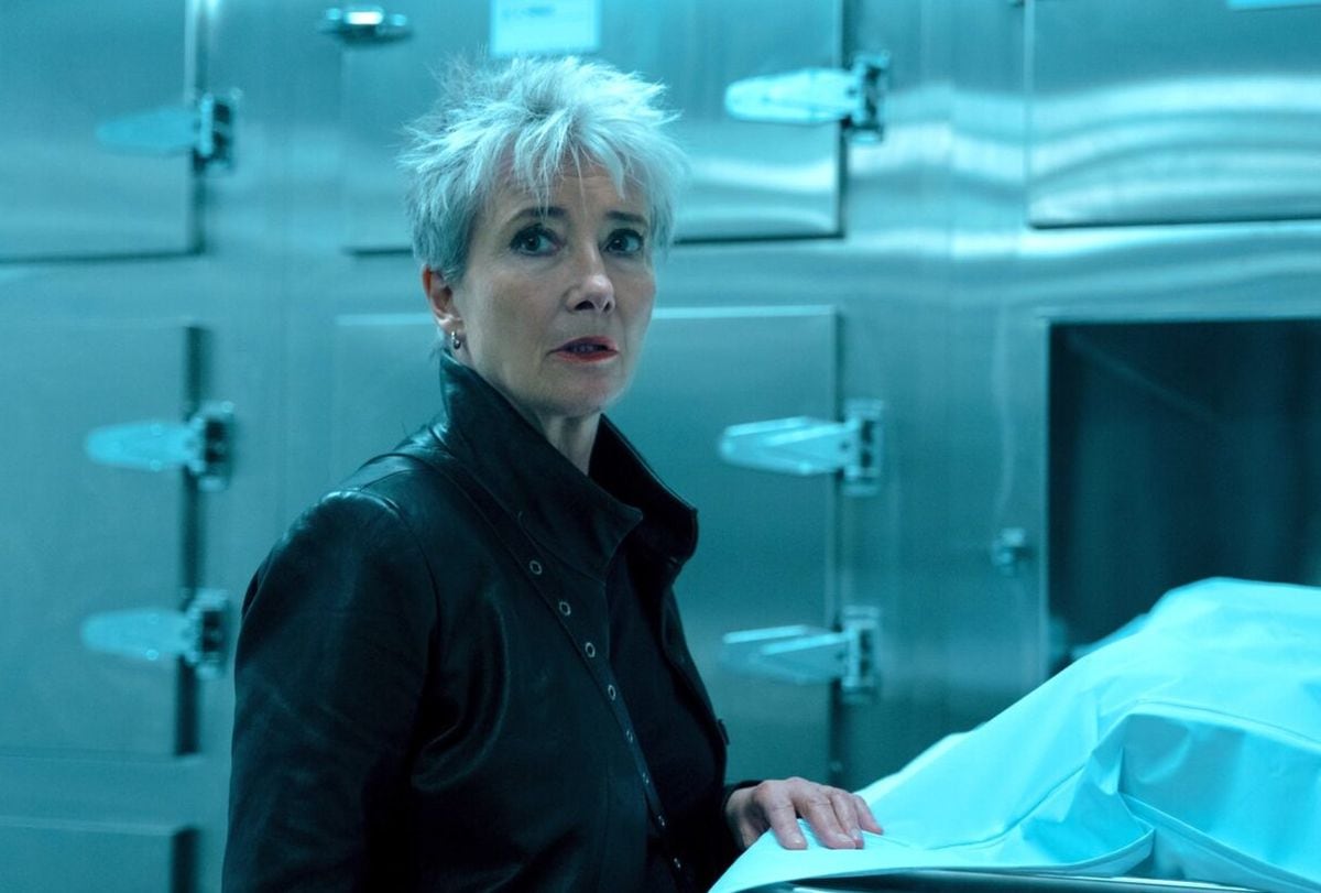 Emma Thompson interpreta a la excéntrica e inteligente investigadora privada Zoë Boehm en “Down Cemetery Road” (Foto: 60Forty Films)