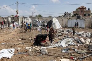 Israel exhorta a médicos, trabajadores hospitalarios y ONG a salir de la ciudad de Gaza