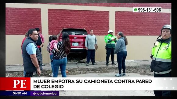 Ate: carro termina empotrado en colegio