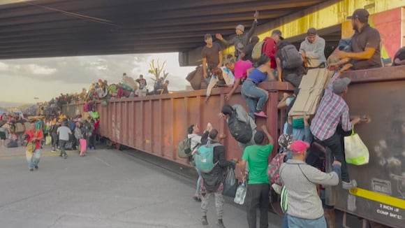 Suspenden operación de trenes mexicanos usados por migrantes para llegar a EEUU