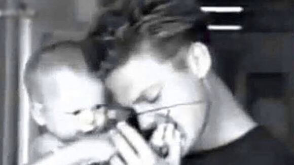 Luis Miguel y su rol como padre de Michelle Salas. (Fuente: Saltar Intro)