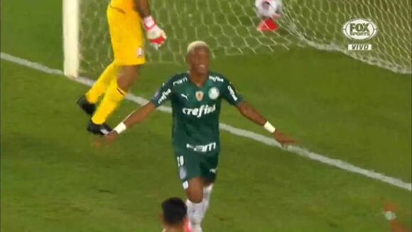 Gol de Palmeiras frente a Universitario | Video: Fox Sports