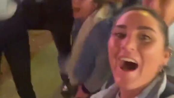 Así celebró Argentina su clasificación a la segunda ronda del Mundial de Vóley | Video: Twitter.