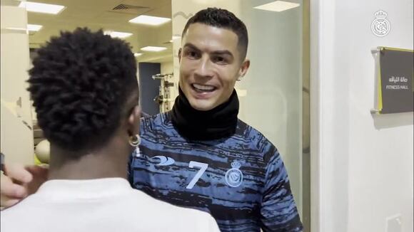 Cristiano Ronaldo visitó los entrenamientos del Real Madrid. (Video: Real Madrid)