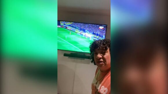 Carlos Vílchez festeja triunfo de Alianza Lima