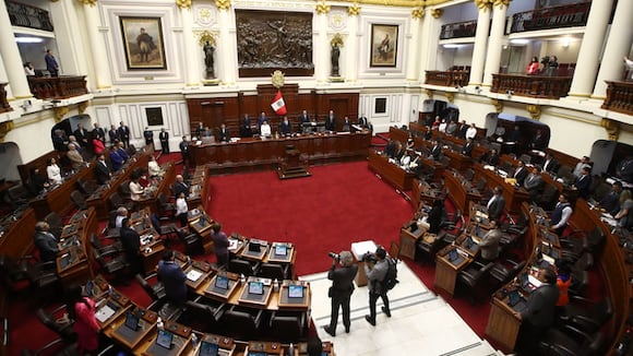 El Congreso está jugando con nuestras vidas por una quincena de febrero #VideosEC #CO