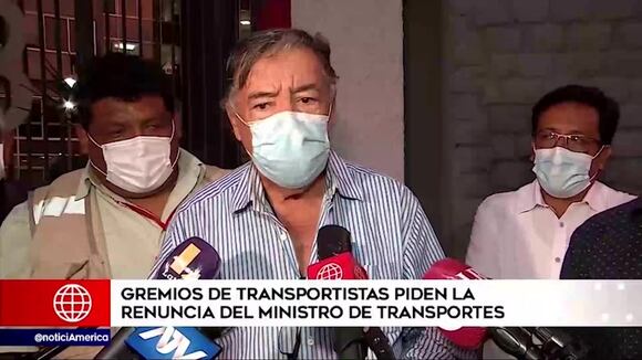 Gremios de transportistas exigen la renuncia del ministro de Transportes