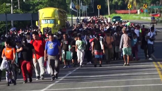 Cientos de migrantes se apresuran a llegar a la frontera de EEUU antes de los comicios