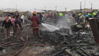Chimbote: incendio arrasó con más de 250 puestos de mercado