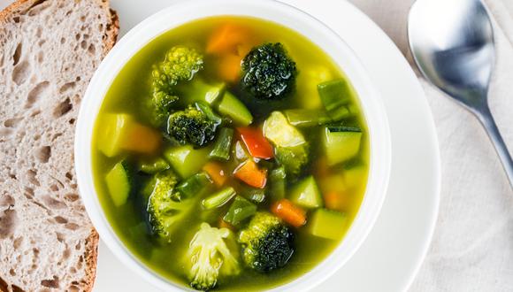 Una sopa de verduras siempre es reconfortante.
