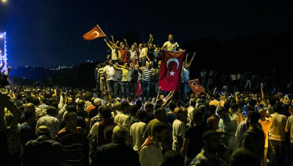 El intento de golpe de Estado del 16 de julio del 2016 en Turquía, causó la muerte de 251 personas y dejó más de 2.700 heridos.