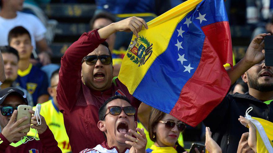 Ecuador-Venezuela: la fiesta y el color de los hinchas en Quito - 7