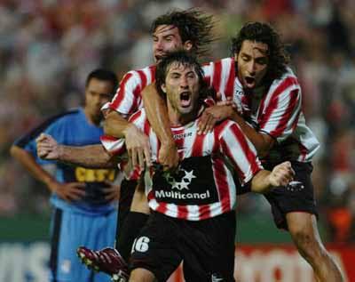 Cominges solo estuvo una temporada en Colón, luego fue fichado por Estudiantes de La Plata. (Foto: AP)