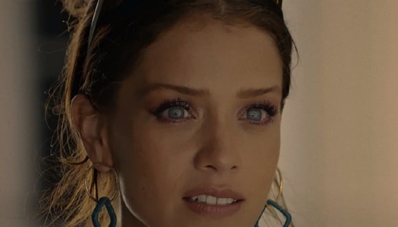 Carolina Miranda interpreta a Camila Román en la serie colombiana "Perfil falso" (Foto: Netflix)