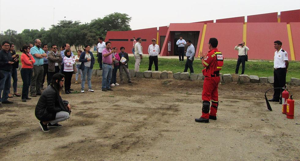 Trabajadores de los museos ubicados en el norte del país fueron capacitados en Chiclayo, región Lambayeque, en temas de prevención de incendios e inundaciones por parte de especialistas del Instituto Smithsonian de Estados Unidos. (Foto: Andina)