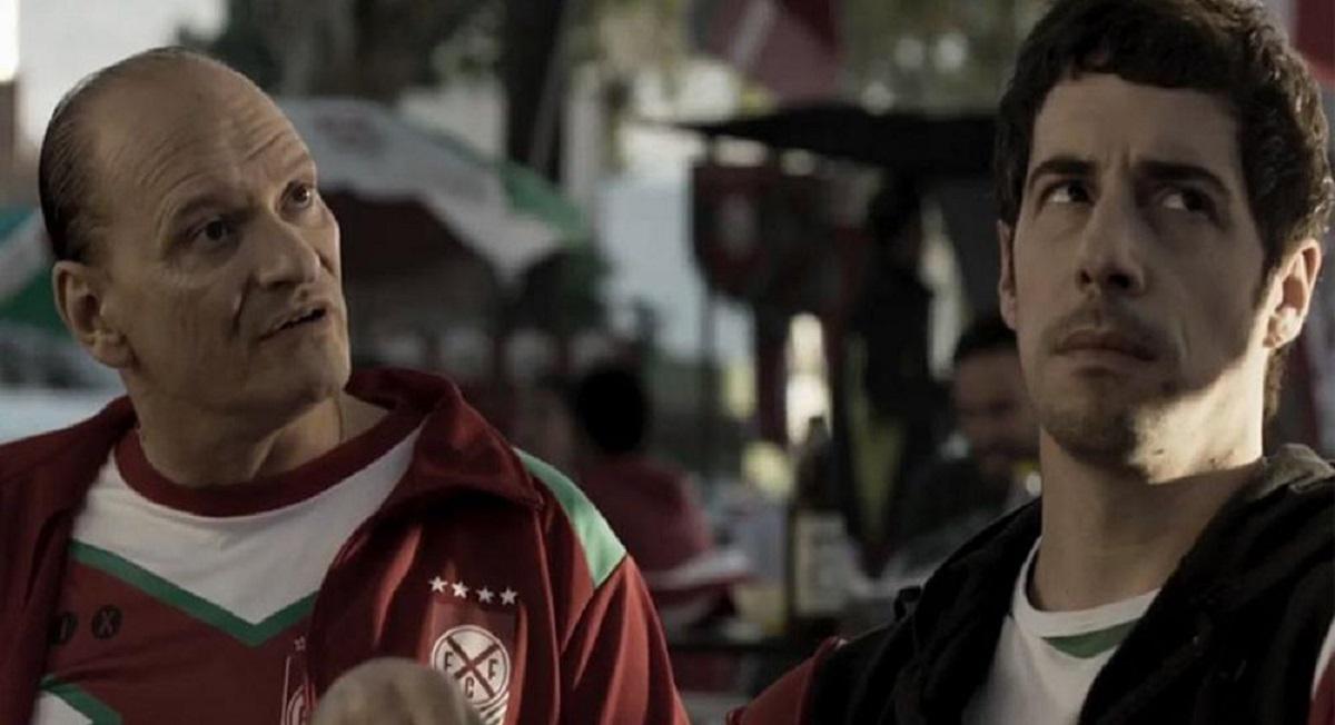 Carlos Belloso interpreta a Lomito, mientras Esteban Lamothe es Fabián en "Puerta 7" (Foto: Netflix)