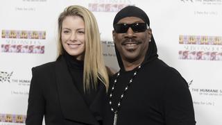 Eddie Murphy se comprometió con la actriz Paige Butcher