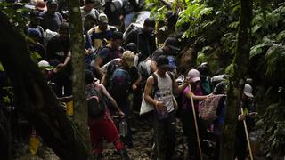 Cientos de migrantes venezolanos aún exponen la vida en el Darién con destino a Estados Unidos