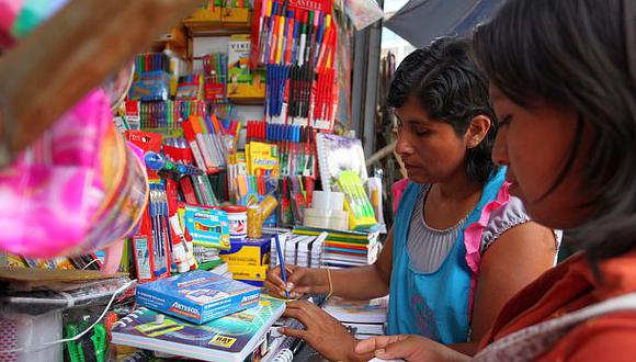 Seis de cada diez padres comprarán útiles escolares al contado