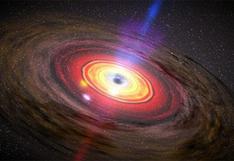 Descubren agujero negro de masa 10.000 millones mayor que el Sol
