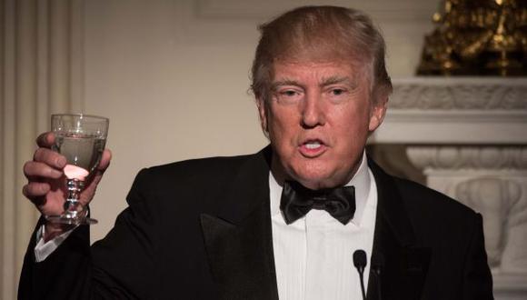 Trump inaugura la gala con la que busca opacar a los Oscar