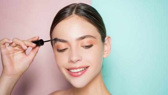 Las cejas ayudan a equilibrar la estética en el rostro. Ese detalle es importante al momento de depilarlas. (Foto: Shutterstock)