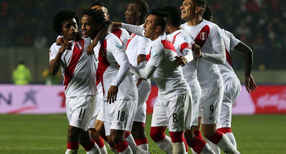 ¿Quieres ver el partido de Perú vs Ecuador desde tu smartphone? Estos son algunos servicios donde podrás ver las eliminatorias. (Foto: Getty Images)
