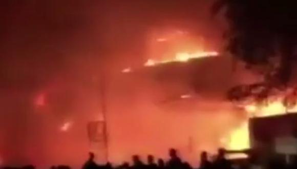 M&aacute;s de 200 personas murieron el domingo en un atentado en Bagdad reivindicado por el grupo Estado Isl&aacute;mico. (Foto: Captura de video)