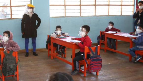 "La sociedad peruana aceptó un retorno tardío a clases, pero no deberíamos aceptar un retorno desigual". (Foto: Ministerio de Educación)