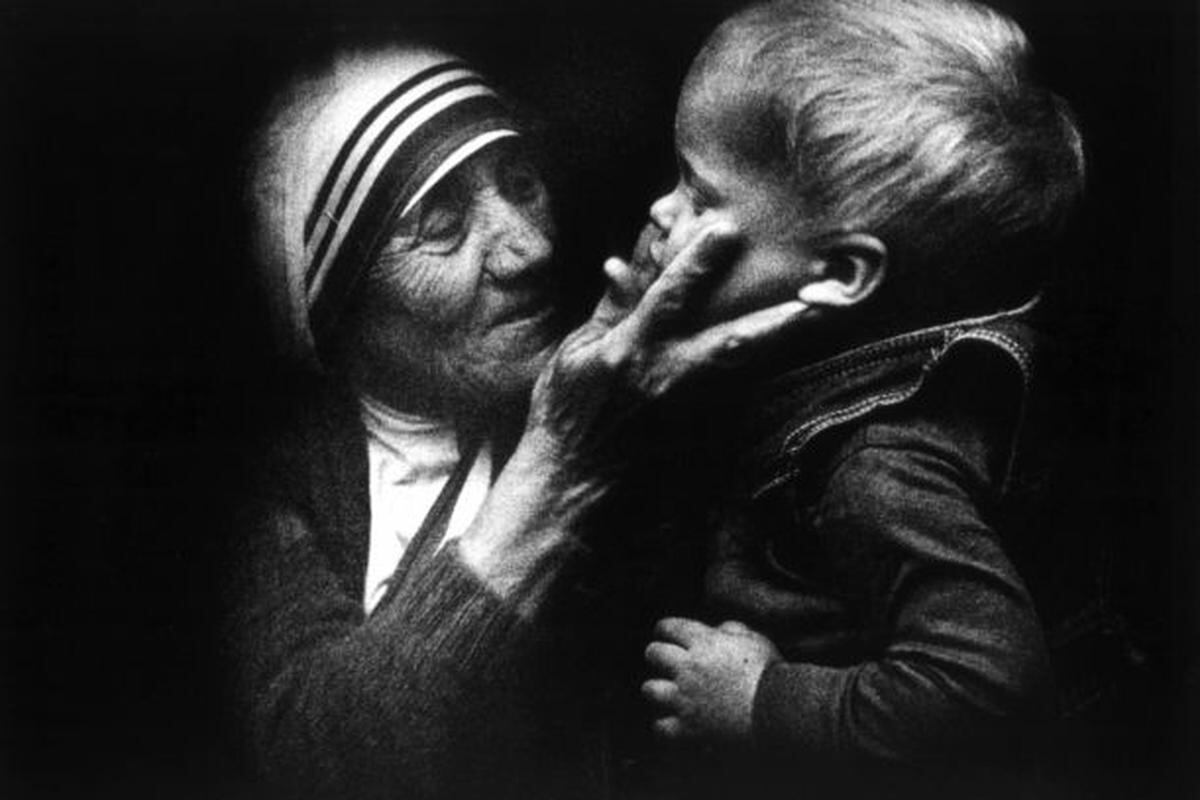 Madre Teresa de Calcuta: 10 frases para imitar su amor al prójimo | MUJERES  