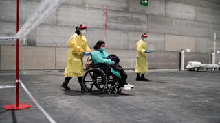 Madrid pone en marcha hospital de campaña con 1.300 camas para pacientes con coronavirus | FOTOS