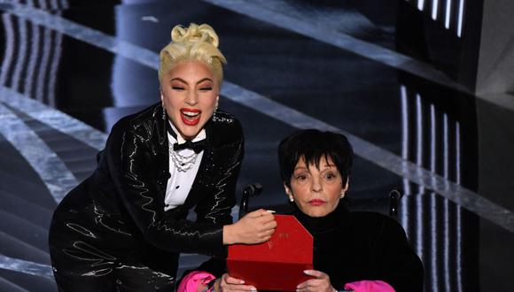 Liza Minnelli y Lady Gaga fueron las responsables de anunciar al ganador a Mejor película en los Oscar 2022. (Foto: Robyn Beck / AFP)