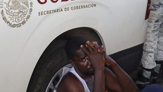 Entregan tarjetas por razones humanitarias a migrantes que fueron secuestrados en México