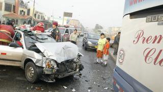 Bus interprovincial causó accidente La Victoria y dejó cuatro heridos