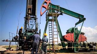 El crudo sube de precio pero el sector petrolero experimenta su peor crisis: ¿Cómo se le puede reflotar?