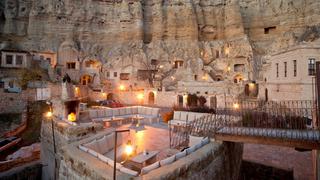 Duerme en este elegante hotel en las cuevas de Cappadocia