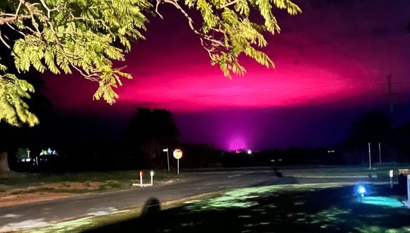 Los lugareños de la ciudad de Mildura estaban confundidos por un resplandor rosado en el cielo. (NIKEA CHAMPION)