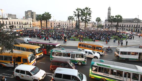 El municipio de Lima detalló que el tránsito vehicular se restringirá de 7 a.m. a 6 p.m. (GEC)