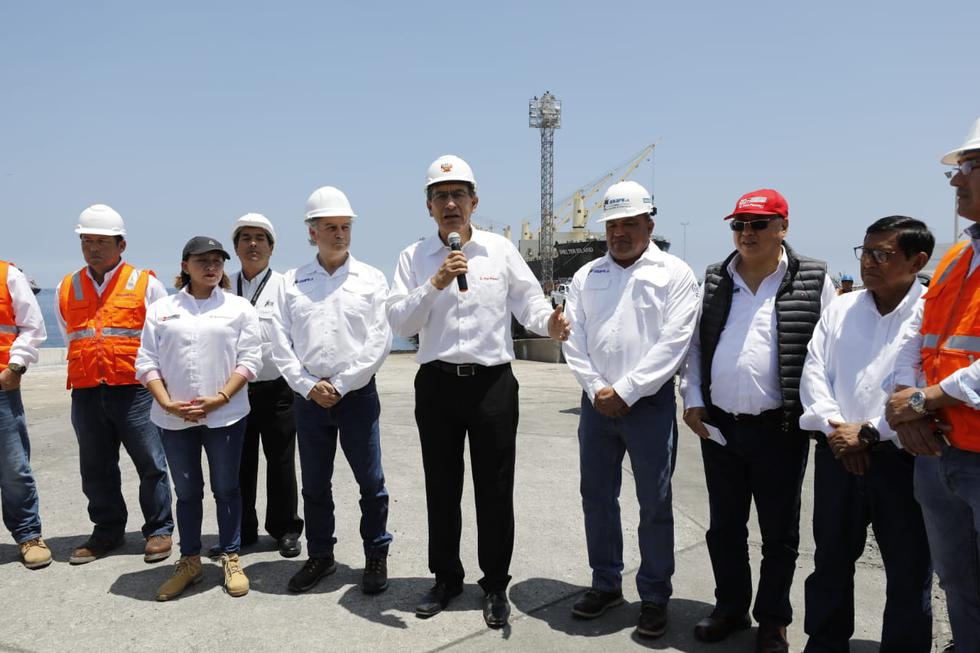 El presidente invocó a los jóvenes a participar en los comicios de enero como candidatos y “no solo votando”. Ayer inspeccionó obras en el muelle del terminal portuario y desembarcadero artesanal de Ilo. (Foto: Piko Tamashiro / GEC)