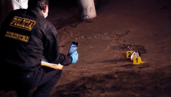 Presuntos sicarios asesinaron de disparos en la cabeza a un padre de familia en la puerta de su domicilio | Foto: César Grados / @photo.gec