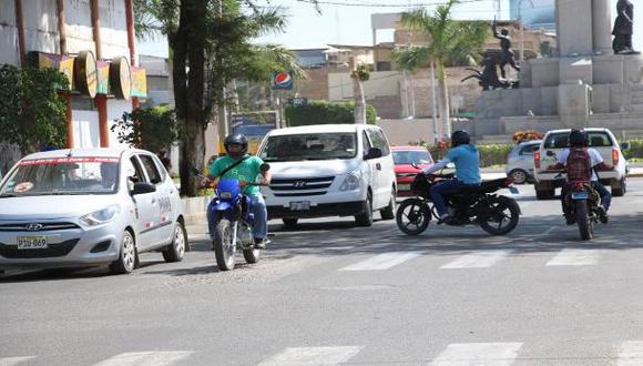 Polémica en Piura por prohibición de uso de casco cerrado