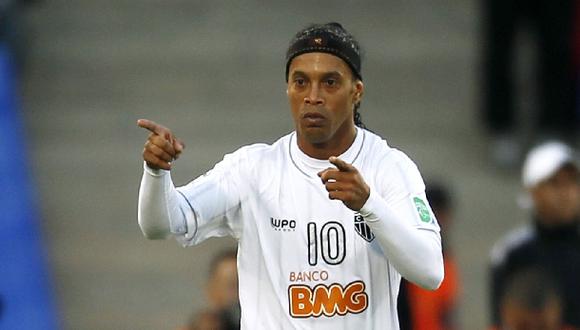 Ronaldinho jugará en Querétaro y ocupará el lugar de Guastavino