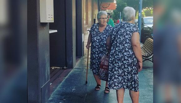 Viral Twitter | El encuentro de dos con la misma ropa en la calle que se volvió tendencia: “un fallo en Matrix” | Fotos | | Redes sociales