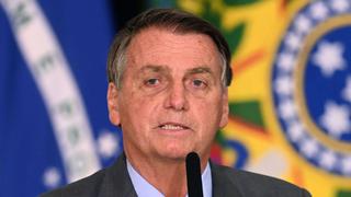 Bolsonaro insinúa que autoridad electoral quiere favorecer a Lula da Silva