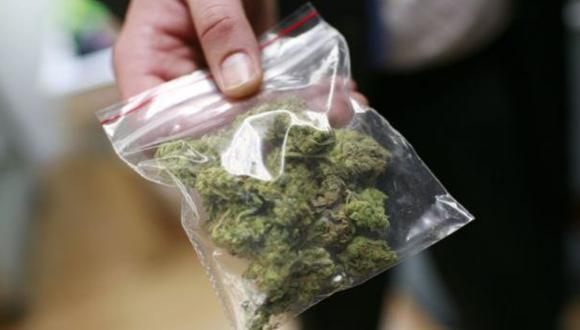Marihuana en Canadá atrae millones que se podrían hacer humo