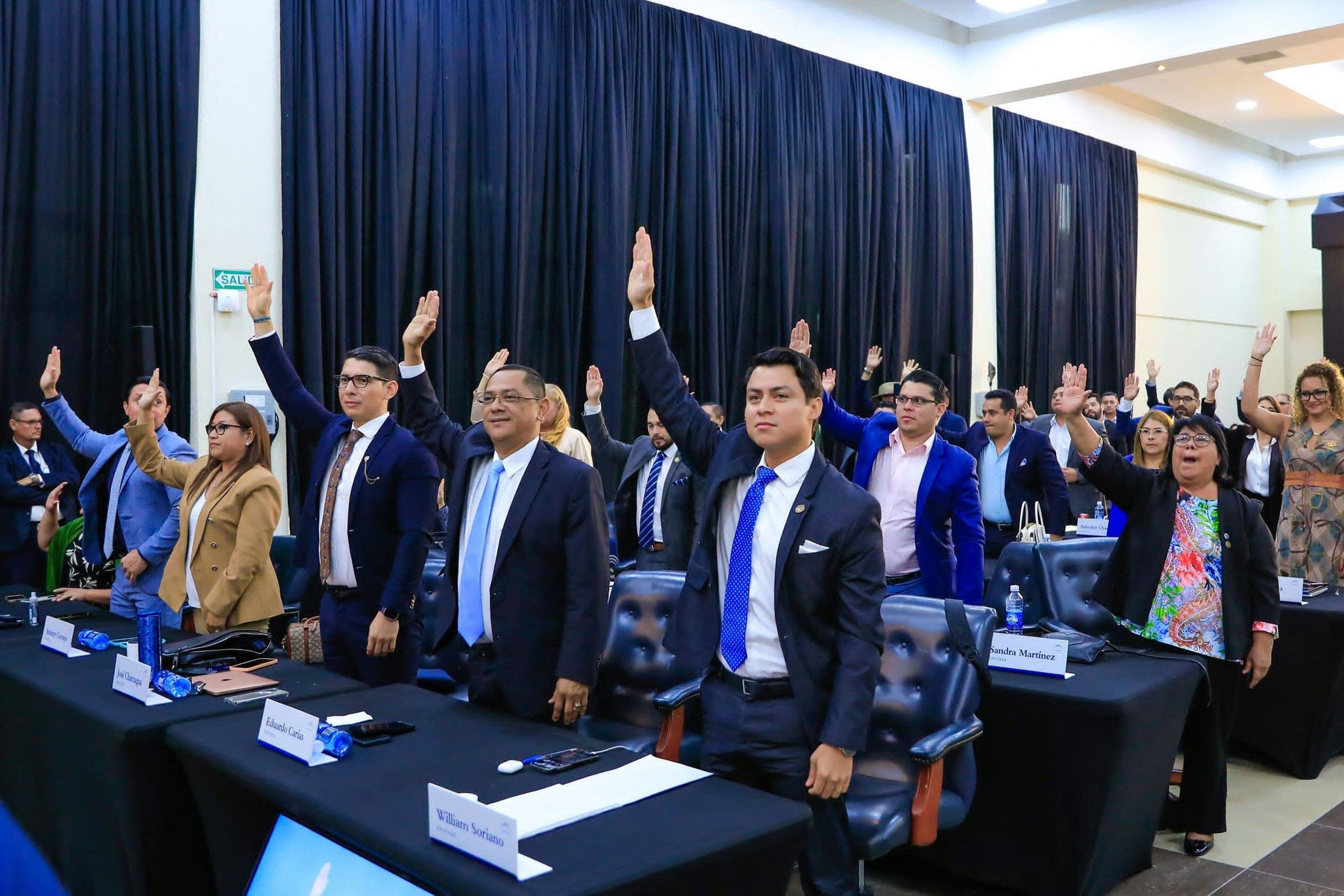 El Congreso de El Salvador, dominado por aliados del presidente reelegido Nayib Bukele, aprobó el lunes una controvertida reforma para acelerar los cambios en la Constitución. (Asamblea Legislativa de El Salvador / AFP).