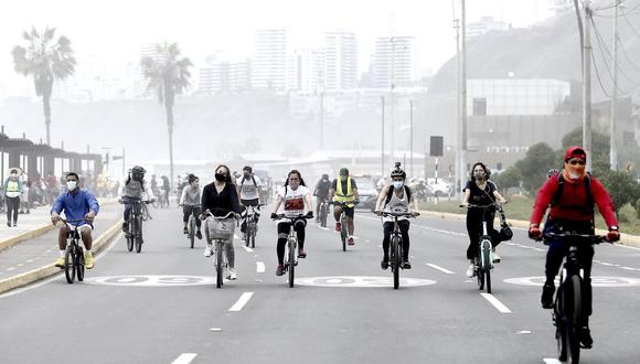 'Domingo sin autos' es una iniciativa de la Municipalidad de Lima que busca brindar espacios en distintos puntos de la capital para la realización de actividades recreativas y saludables.(Foto: Jesús Saucedo / @photo.gec
