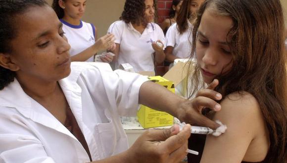 La secretaria regional ministerial de Salud señaló que el brote de hepatitis es una situación que "es controlable con la ayuda de la comunidad". (Foto: EFE)